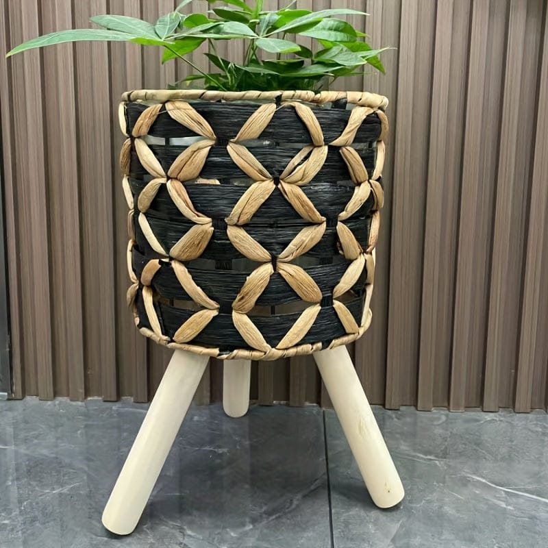 Ma boutique petit cache-pot sur pied noir tressé